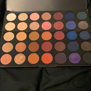 Morphe palette
